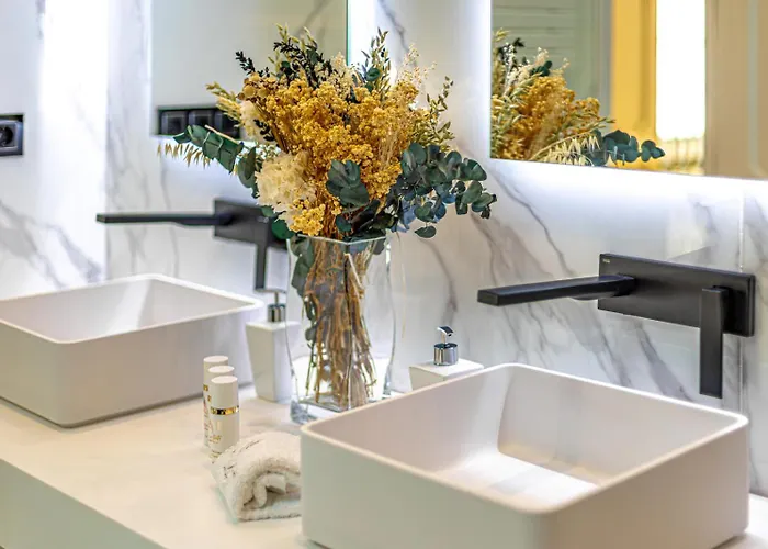 Villa Frontline El Martinete With Picasso Pool Marbella