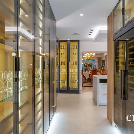 Luxury El Martinete, Frontline Puerto Banus