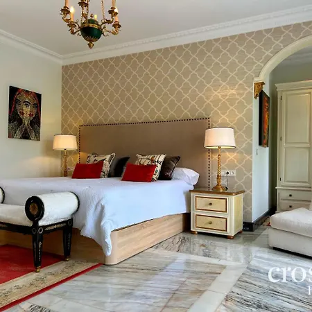 Villa Luxury El Martinete, Frontline Puerto Banus