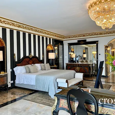 Luxury El Martinete, Frontline Puerto Banus
