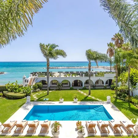 Luxury El Martinete, Frontline Puerto Banus Villa
